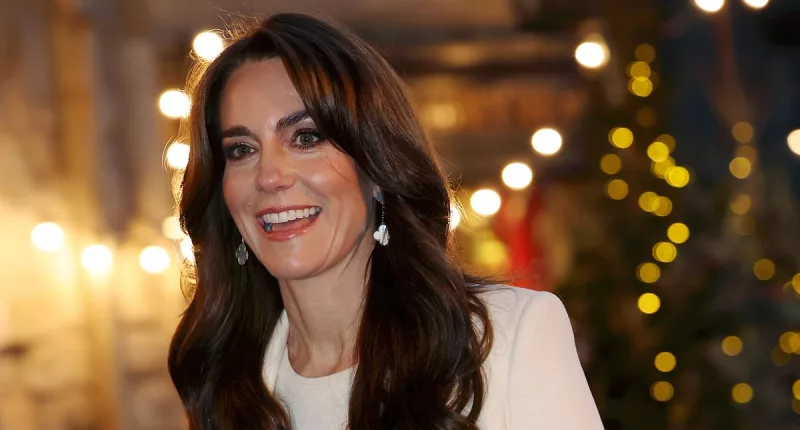 Kate Middleton arrives at annual carol concert at Westminster Abbey