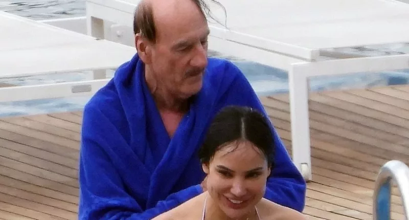 Kidnapped millionaire frolicked in Lake Como with his girlfriend