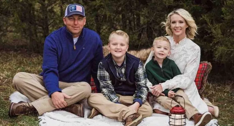 Kidney stone infection led to QUADRUPLE amputation for Kentucky nurse