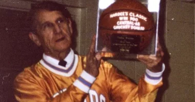 Legendary Sullivan Central basketball coach Dickie Warren dies at 89