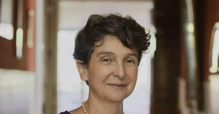 Myriam Larnaudie Eiffel Wikipedia & Age: Famille & Net Worth