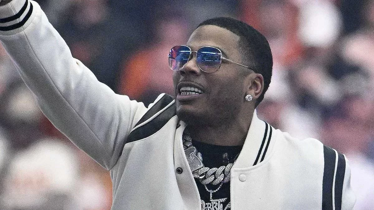 Nelly performs the Big 12's first-ever halftime show