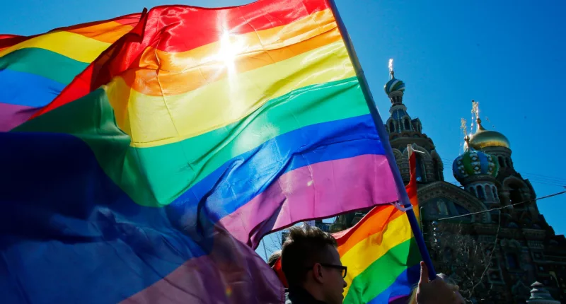 Police raid Moscow gay bars after a Supreme Court ruling labeled LGBTQ+ movement ‘extremist’
