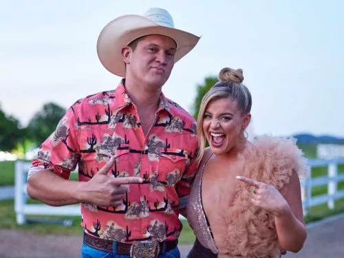 Romantic Journey – Is Lauren Alaina Married? Partner Revealed