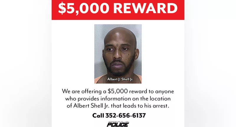 Suspect sought in Florida fatal mall shooting, $5K reward for information leading to arrest: police