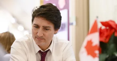 Trudeau faces grim poll showing 72% of Canadians want him to resign