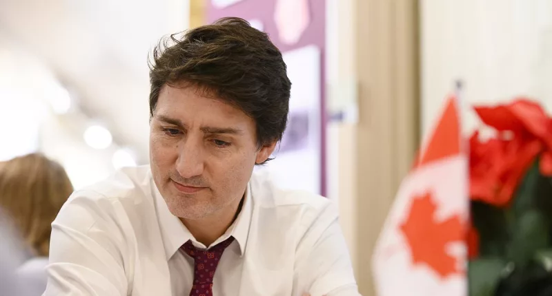 Trudeau faces grim poll showing 72% of Canadians want him to resign