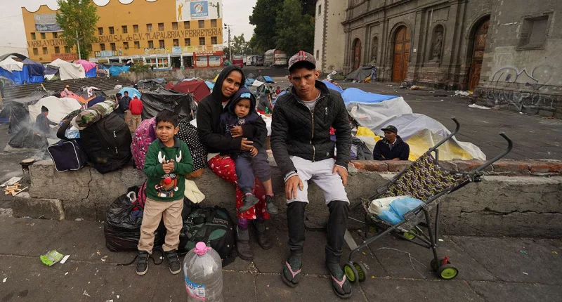 US delegation to meet with Mexico's president to address surge in migrant crisis