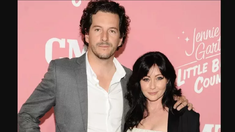 Who Is Collier Grimm? Kurt Iswarienko Mistress Wikipedia Age