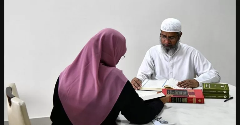Who Is Farhat Naik, Zakir Naik Wife? Wikipedia And Age