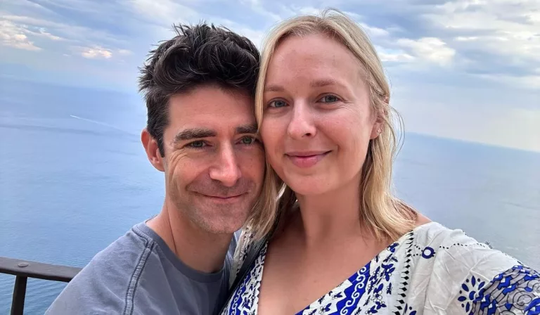Who Is Sara Jean Ford, Drew Gehling Wife? Divorce Settlement