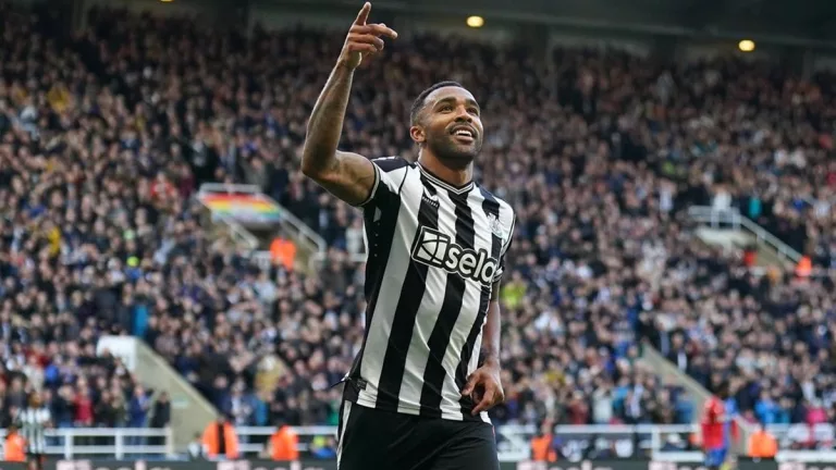 Who Is Stacey Wilson? Callum Wilson Wife Married Life