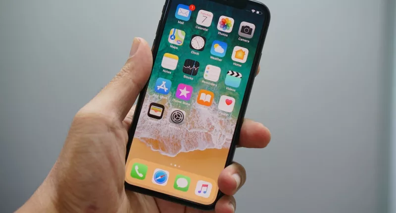 10 Must-Have Apps for iPhone Users