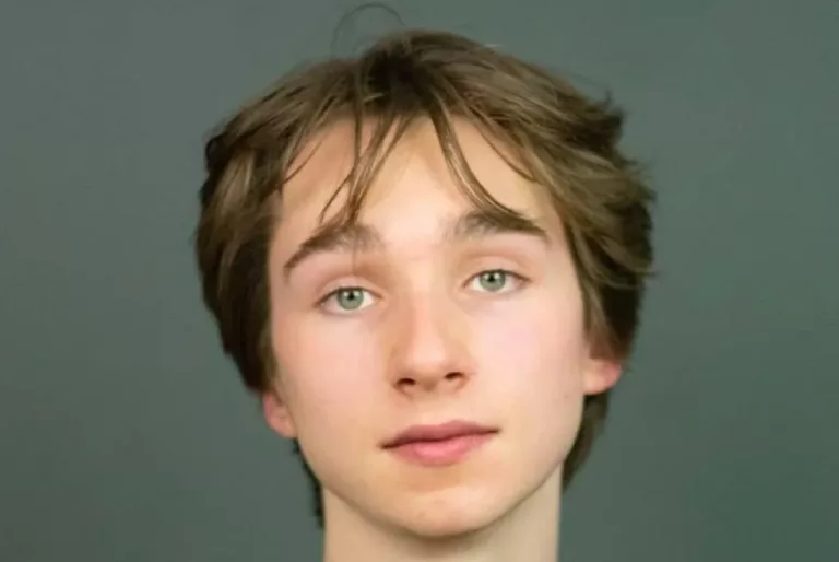 Adrian Greensmith Gay Or Straight? Sexuality And Age