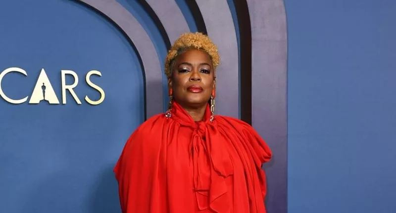 Aunjanue Ellis Weight Gain