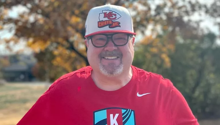 Eric Stonestreet Children: Does He Have Kids With Lindsay?