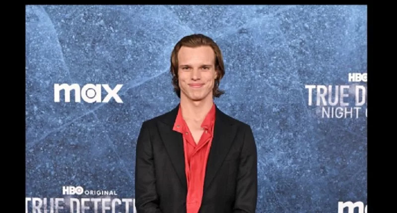 Finn Bennett height