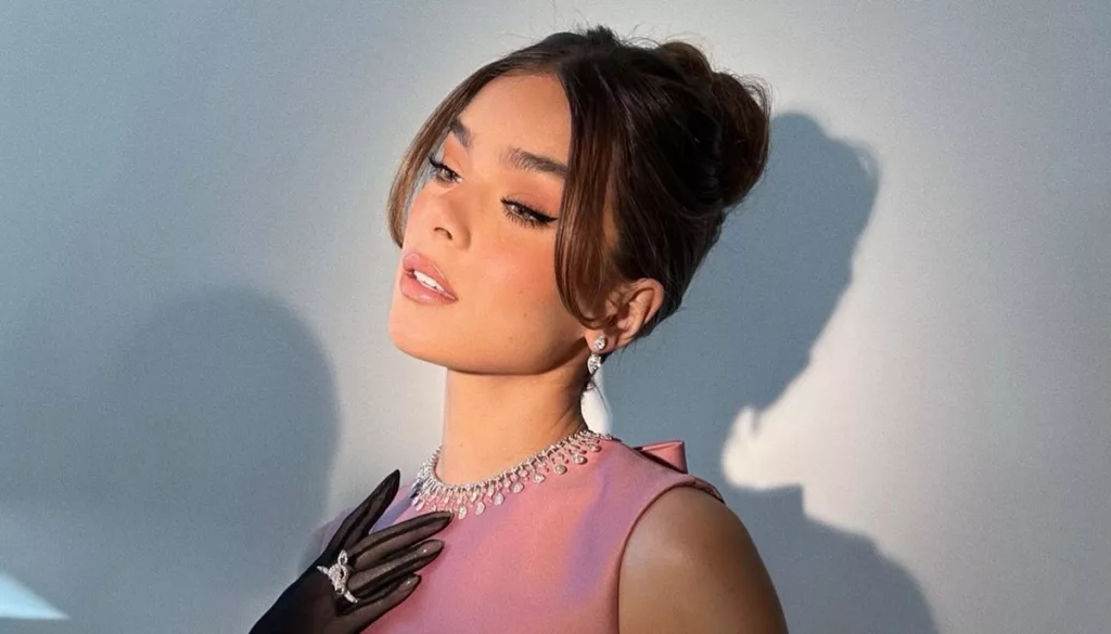 Hailee Steinfeld Nose Job