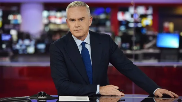 Huw Edwards Siblings: Meet His Sister Meinir