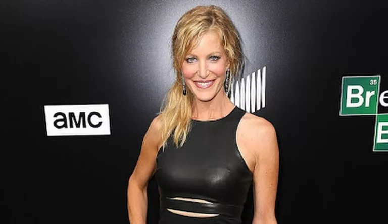 Is Anna Gunn Lesbian Rumors True? Dating History