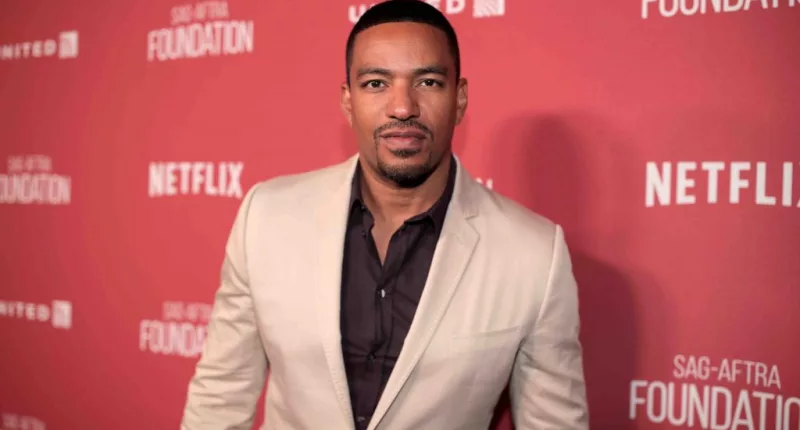 Laz Alonso Gay