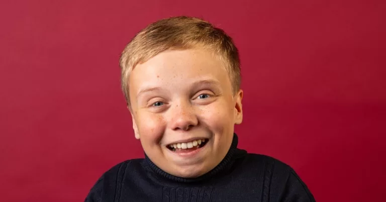 Is Lenny Rush Related To Warwick Davis? Relationship