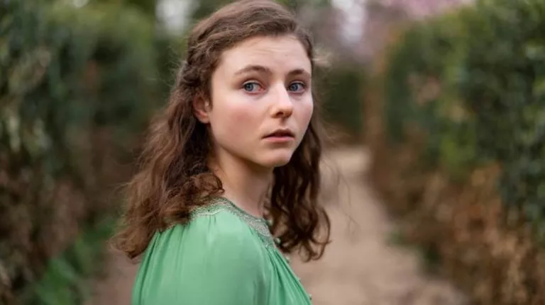 Is Thomasin McKenzie Jewish? Religion Origin And Ethnicity
