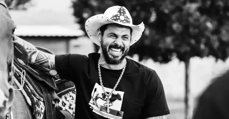 Joao Carreiro Idade And Wikipedia: How Old Was The Singer?