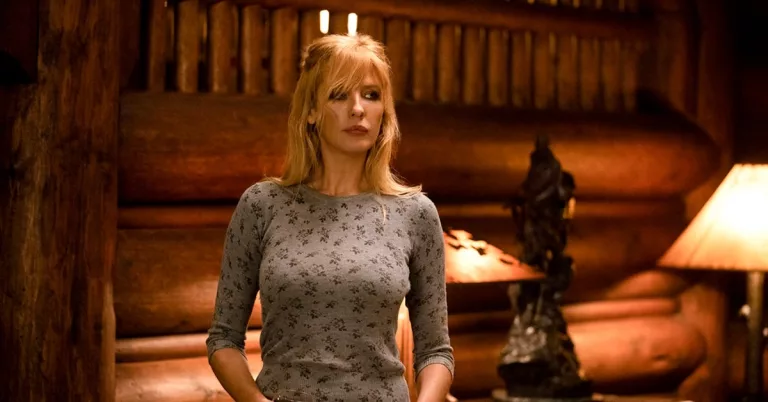 Kelly Reilly Sister And Brother – Who Are Her Siblings?