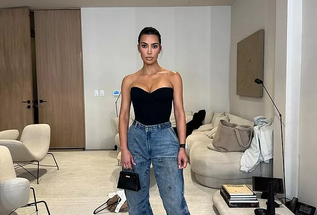 Kim Kardashian shared two selfies to Instagram on Wednesday evening. In one the reality TV star wore black sunglasses and in the other she had no glasses on. The 43-year-old wrote in her caption for her 364M followers: