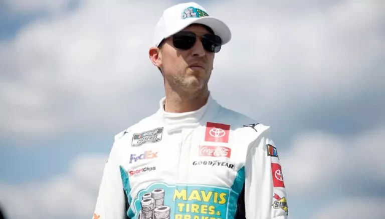 Meet Denny Hamlin Sister Lisa, Parents And Ethnicity