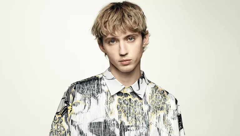 Meet Troye Sivan Brother Tyde And Steele, Parents And Age