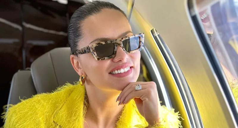 Model Adriana Lima At 16