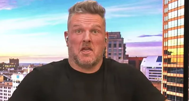 Pat McAfee claims Aaron Rodgers was 'just s***-talking' Jimmy Kimmel