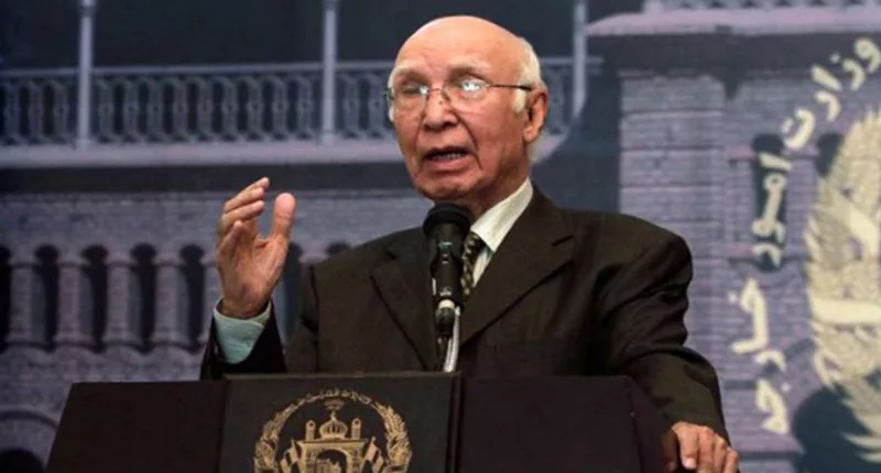 Sartaj Aziz Wife