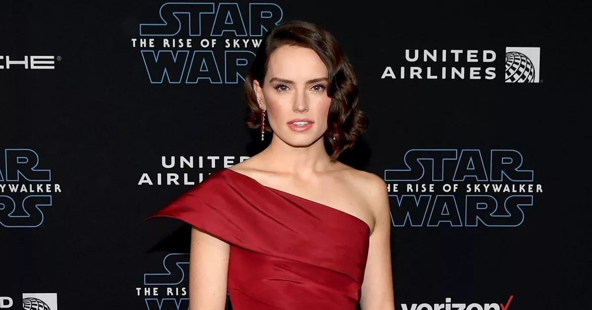 Star Wars’ Daisy Ridley Reveals Health Issues Caused By Intense Anxiety