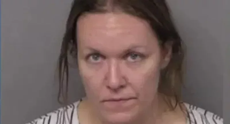 Teacher 'tried to poison husband with poisonous plant in his smoothie'