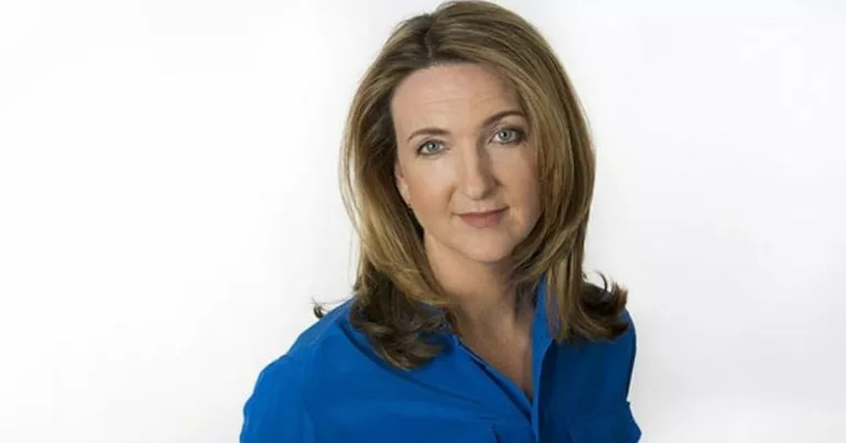 Victoria Derbyshire Sister: Alex And Brother Nick Derbyshire
