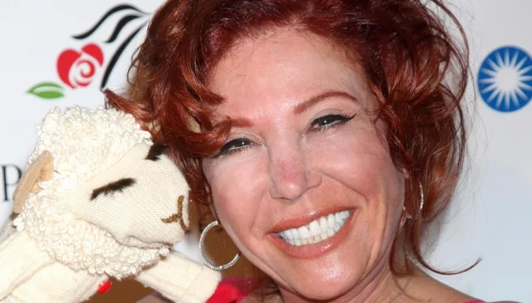 What Happened To Mallory Lewis Nose? And Age