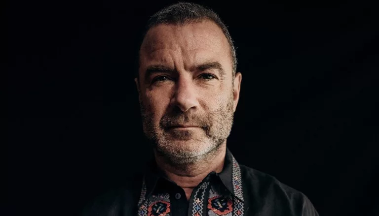 Who Are Liev Schreiber Brother And Sister? Siblings