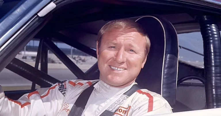 Who Is Cale Yarborough Wife Betty Jo Thigpen? Daughter B.J, Kelley And Julie