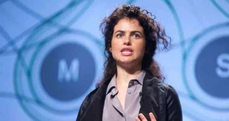 Who Is Neri Oxman Daughter Raika Ackman? Age Gap