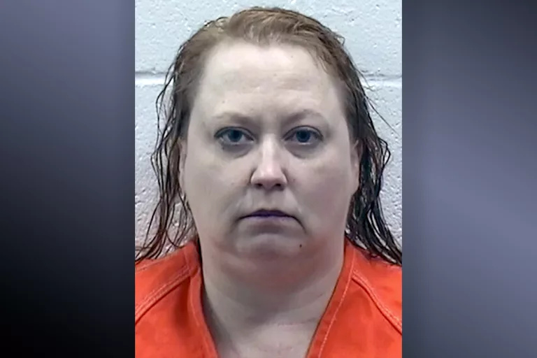 "I Guess I Should've Watched More Dateline": Woman Uses Boyfriend to Kill Pastor Husband