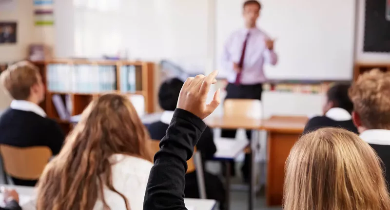 Alabama lawmakers push for families to receive state dollars for children to attend private school, tutoring