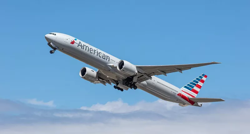 American Airlines jet forced to make emergency landing