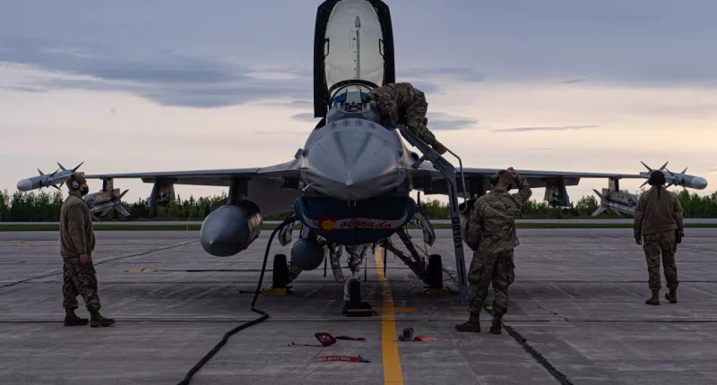 Balloon intercepted by NORAD fighter jets over Utah