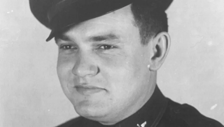 Buck Cleven Wikipedia Bio: Who Is He? Wife And Family