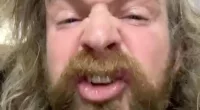 Comedian Paul Currie swore at a Jewish audience member who refused to applaud a Palestinian flag, it has been claimed