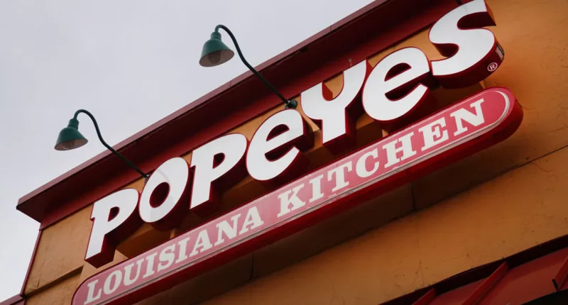 Coors Light semi-truck crashes into Popeyes restaurant in New York City