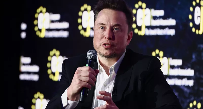 Elon Musk claims Biden is turning a blind eye to soaring immigration